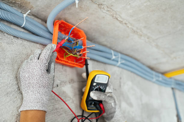Best Affordable Emergency Electrician  in Winfield, MO